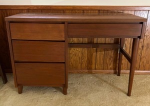 lot 70 image: Vintage MCM Mod Formica Topped Kneehole Desk by STANLEY Medium Brown