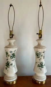 lot 88 image: Vintage HALL POTTERY Green Ivy Floral Pair of LAMPS Working