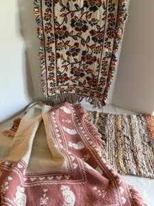 lot 96 image: Vintage Cat Motif Cotton Blanket, Floral table Runner & Rag Rug Home Decor Collection