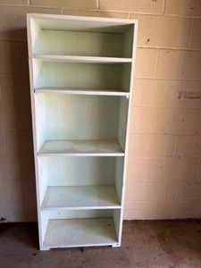 lot 141 image: Vintage Solid Wood Book Shelf Storage Painted White
