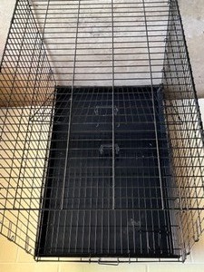 lot 153 image: Large Sized Folding DOG CAGE With Plastic Insert Base Tray