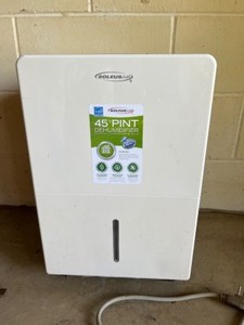 lot 156 image: Soleus Air 45 PT Pint Energy Star Quiet Dehumidifier Like New out of Box