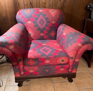 lot 177 image: Vintage Classic Aztec Southwestern Print Upholstered Arm Chair Cabin Decor