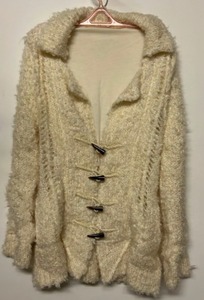 lot 206 image: Vintage FREE PEOPLE Mohair Nubby Wool Toggle SWEATER CARDIGAN JACKET Winter White Sz S