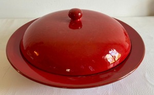 lot 252 image: ITALIAN Large Red Ceramic SERVING BOWL with Cover Doppled Textured Glaze Made in Italy