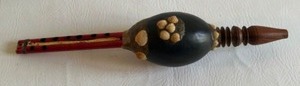 lot 260 image: Primitive Indian Gourd Reed PIPE Snake Charmer w Shell Decor