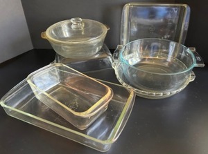 lot 271 image: Vintage Lot of PYREX Clear Glass Bakeware Including Square Baking, Pie Plate, Covered Casserole & a Bread Pan