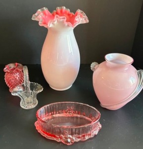 lot 279 image: Vintage FENTON Cased Glass Ruffle Topped Vase, Hobnail Small Vase, Wedding Basket & More