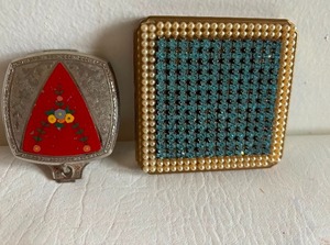 lot 360 image: Vintage 20s POWDER COMPACTS Flapper Style Including Evans Powder Compact & Jeweled Mirrored Compact Unmarked