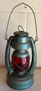 lot 427 image: Vintage Railroad Style LITTLE AIR PILOT Emburty Red Globe LANTERN Green Metal Cabin Collectible