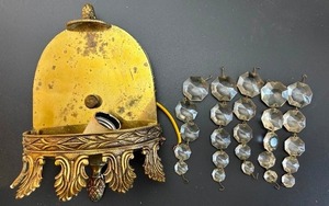 lot 392 image: MCM Art Deco Brass Crystal Wall Sconce with Hanging Drip Crystals Hollywood Regency