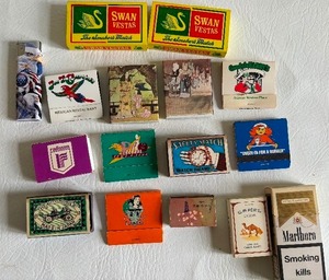 lot 233 image: Vintage Lot of Unique MATCHBOOKS Camel, Lighter Holder & More