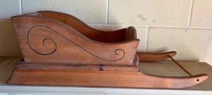 lot 460 image: Vintage Pine Wood Crafted Winter SLED w Carved Scrolling Decorated Sides