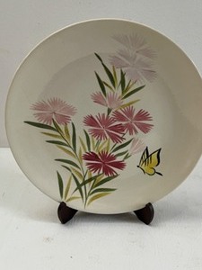 lot 431 image: Vintage RED WING Replacement MCM Dinner Plate in Pink Spice Butterfly Flower Pattern