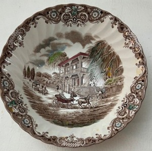 lot 459 image: Vintage JOHNSON BROTHERS Heritage Hall Transfer Ware Vegetable Serving Bowl