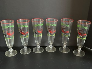 lot 462 image: Vintage MCM Tall Pilsner Glasses Horseless Carriage 1905 Buick Model C Motiff - Qty 6