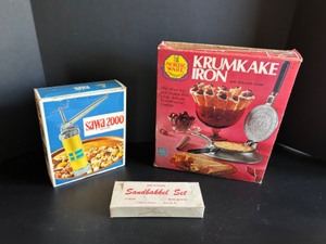 lot 470 image: ALL SVENSKA Nordic Ware Krumkake Iron, Sawa Cookie Press and Sandbakkel Tin Set