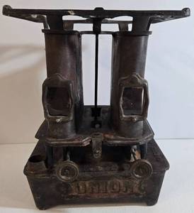 lot 12 image: Antique UNION Portable Double Burner Kerosene Iron Heater