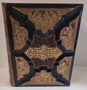 lot 5 image: Antique 1889 Swedish Family Bible DEN HELIGA SKRIFT