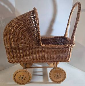 lot 60 image: Vintage Leopold Wicker Baby Doll Carriage