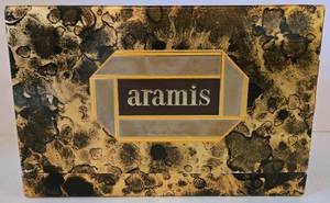 lot 146 image: Vintage ARAMIS Mens Gift Box Set