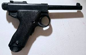 lot 152 image: Vintage Luger Cast Aluminum PROP Gun