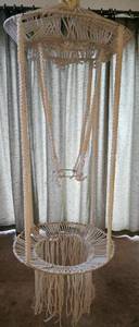lot 176 image: Vintage 1970s Boho Macrame Hanging Planter Holder & Table