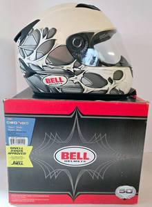 lot 182 image: BELL Helmets Ripper BlackWhite Large