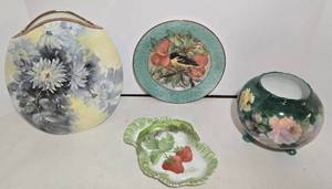 lot 195 image: Hand Painted Pieces by DONNA GYSLER - QTY 4