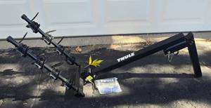 lot 202 image: THULE 4 Bicycle Rack Vehicle Hitch Carrier  