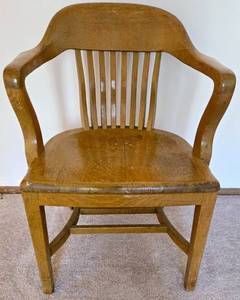 lot 228 image: Vintage B.L. Marble Chair Co. Wood Bankers Chair