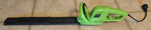 lot 235 image: Yard Tools - Portland Hedge Trimmer & New Garden Hose