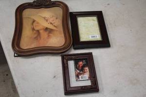 Lot of (3) Picture Frames (1) 3-12x5, (1) 4x6 and (1) 8x10
