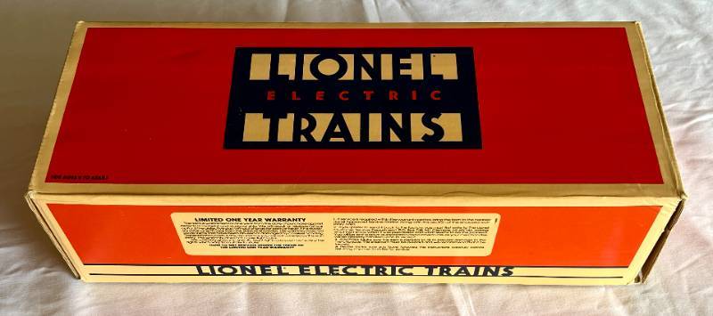 Lionel 6-18303 Amtrak GG1 Electric Locomotive #8303, O Scale