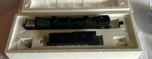 lot 3 image: Lionel 6-38071 O Gauge SP 4-8-8-2 AC-12 Steam Locomotive & Tender with TMCC LN - Model Train in Box