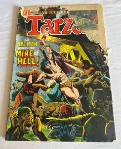 lot 31 image: Tarzan Vol. 25 No. 215 Dec. 1972 20 Cent Comic Book