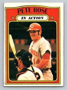lot 19A image: Pete Rose 1972 Topps #560 In Action Vintage Baseball Card