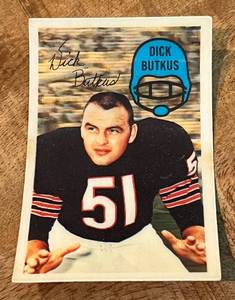 lot 31A image: Dick Butkus 1970 Kelloggs #10 Vintage Football Card
