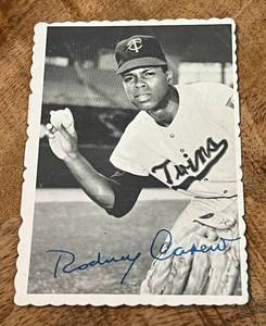 lot 37A image: Rod Carew 1969 Topps Deckle Edge #12 Vintage Minnesota Twins Baseball Card