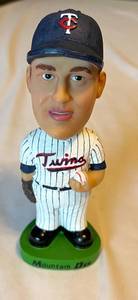 lot 83 image: Jim Kaat Bobblehead Mountain Dew Minnesota Twins Baseball