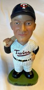 lot 86 image: Harmon Killebrew Bobblehead June 9, 2000 Mountain Dew Stadium Giveaway Minnesota Twins Baseball