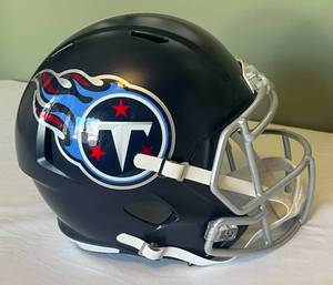 lot 33B image: Tennesee Titans Full Sized Riddell Replica Football Helmet