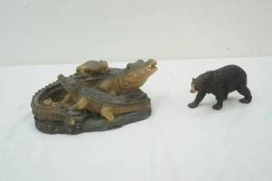 lot 133 image: Alligator figurine, bear figurine