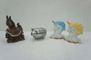 lot 137 image: Banks, horse and pig (metal) plus unicorn ceramic figures