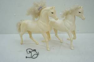 lot 143 image: Vintage horses and bridle