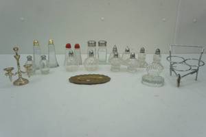 lot 151 image: salt and pepper sets