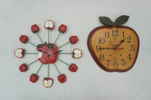 lot 158 image: wall clocks