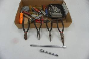 lot 170 image: hand tools