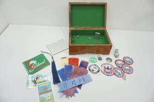 lot 210 image: keepsake box