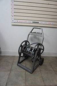 lot 262 image: Suncast hose reel